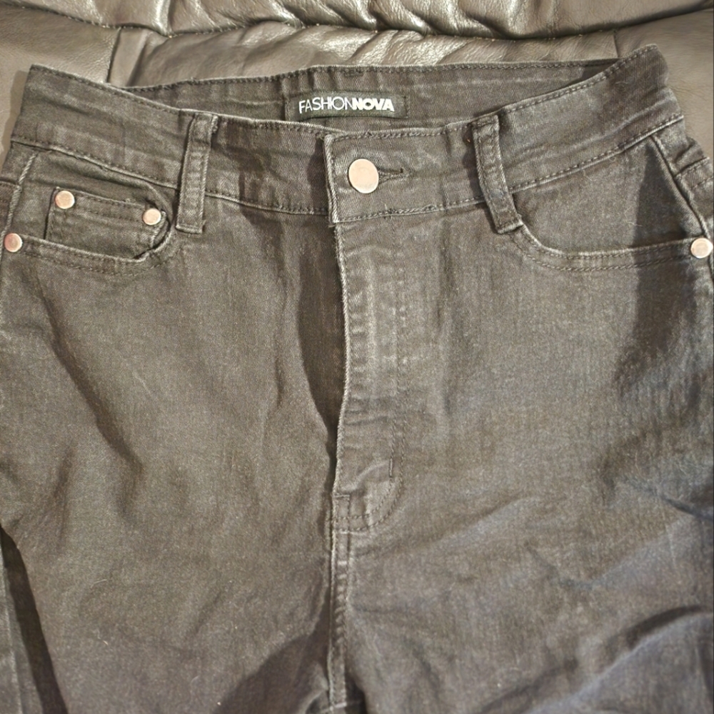 Fashion Nova High-Waisted Black Skinny Jeans, size 10